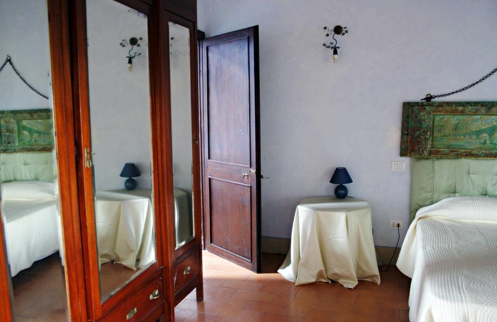 Гостевой дом Agriturismo Residenza Paradiso Треви Экстерьер фото